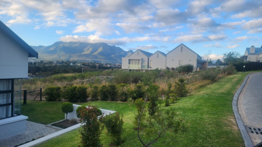 0 Bedroom Property for Sale in Kingswood Golf Estate Western Cape